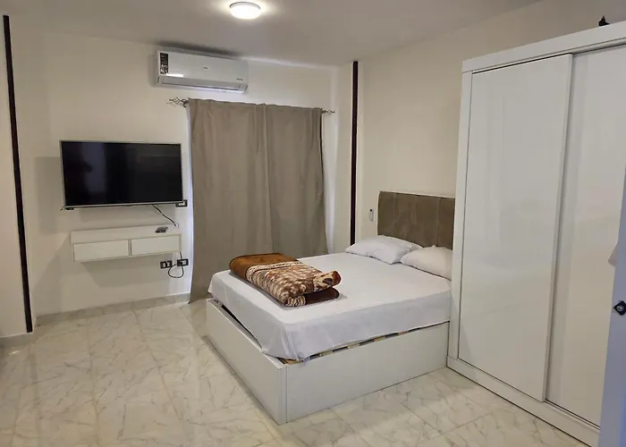 ستديو كمباوند طيبه فيو Tiba View *